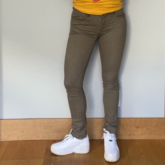 Gray/Olive Low-Rise Skinny Jeans size 1 - Picture 1 of 7